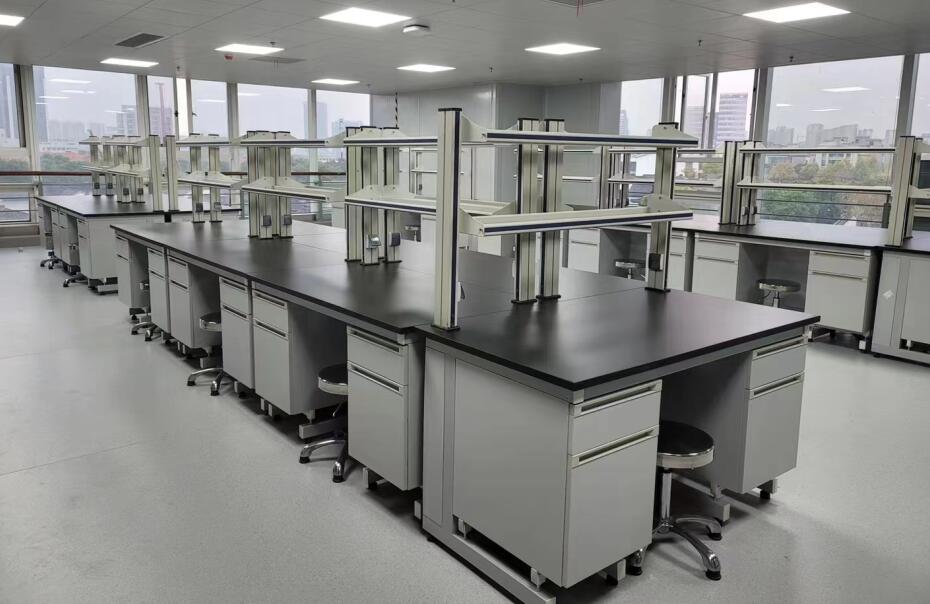 实验室中央台 实验室中央台