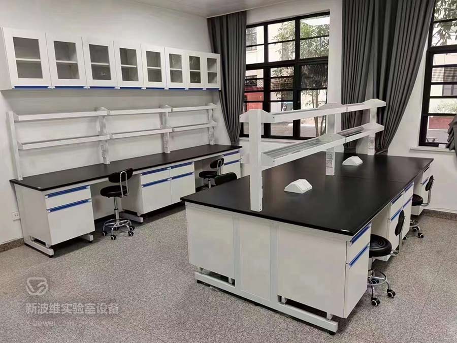 河南平顶山实验室实验台厂家-中央台