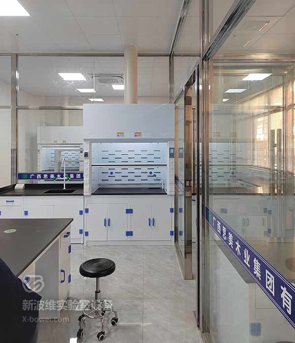 广西贵港市实验室工作台安装案例