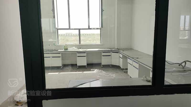 新疆喀什试验工作台安装
