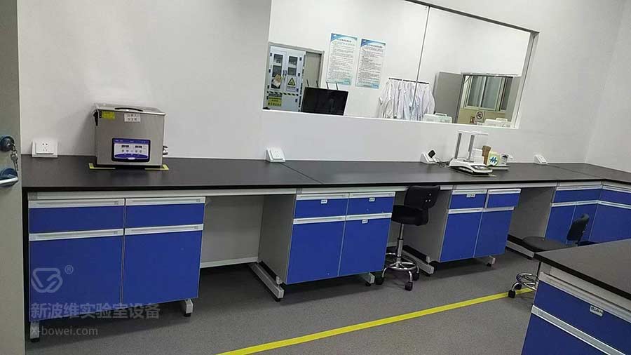 河南驻马店实验室工作台安装完工现场