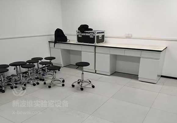 上海大学化验室实验台安装现场